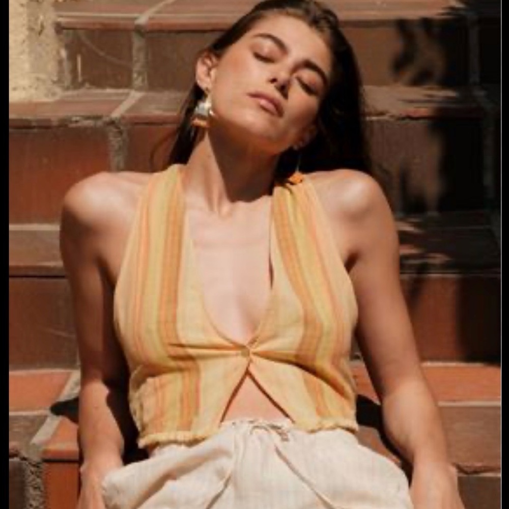 NWOT Zara Striped Halter Crop Top in Peach, Orange, and Yellow Tones Sz Small